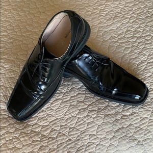 “Florsheim” Dress Shoe 1X wear